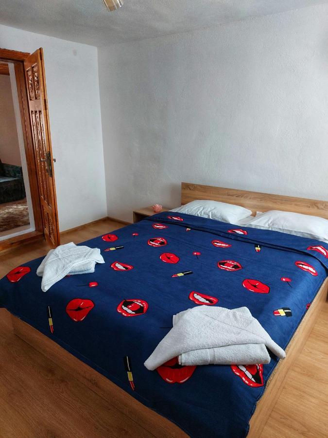 Casa De Vacanta Danube Moldova Noua Екстер'єр фото