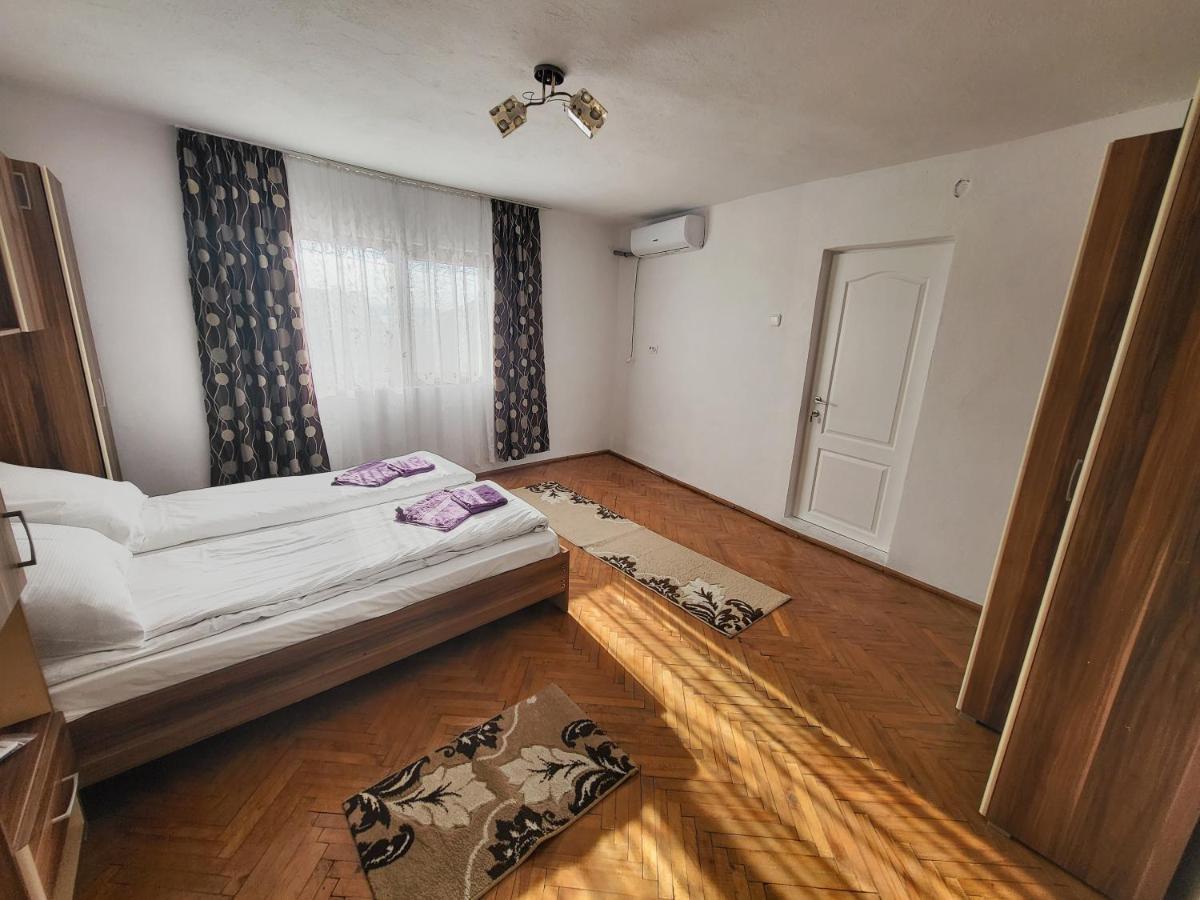 Casa De Vacanta Danube Moldova Noua Екстер'єр фото